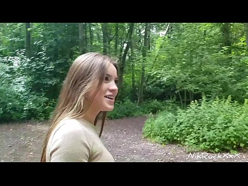 ❤️ Navrhl jsem Evelíně, abychom si to rozdali na veřejném místě! Řekla ano. Pak jsem ji ošukal do zadku a udělal se jí do pusy. Pak se vyčůrala. Sex video u nás ❌️❤