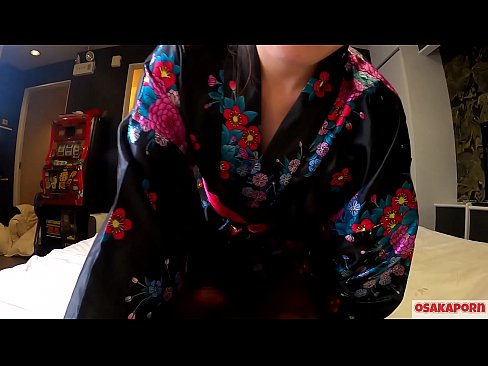 ❤️ Mladá cosplay dívka miluje sex až k orgasmu se squirtem v koníčku a výstřikem. Asijská dívka s chlupatou kundičkou a krásnými prsy v tradičním japonském kroji v amatérském videu předvádí masturbaci s mrdacími hračkami. Sakura 3 OSAKAPORN. Sex video u nás ❌️❤